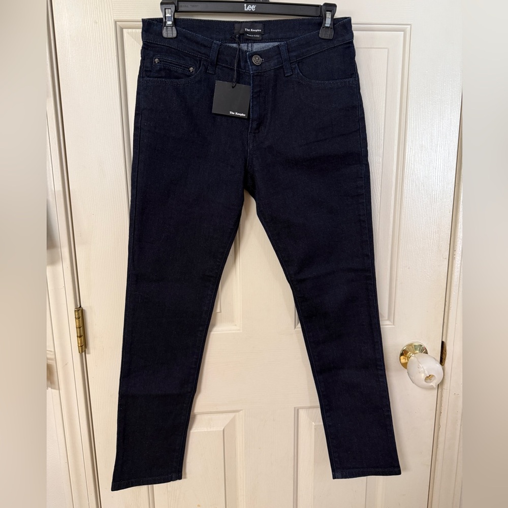 NWT-The Kooples FP Skinny jeans with Skull Button - size 29